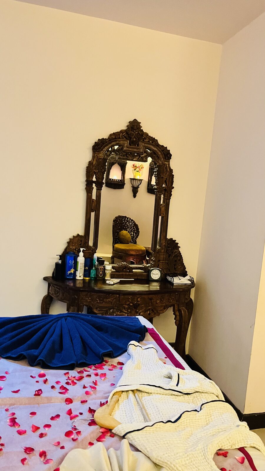 Gallery 8